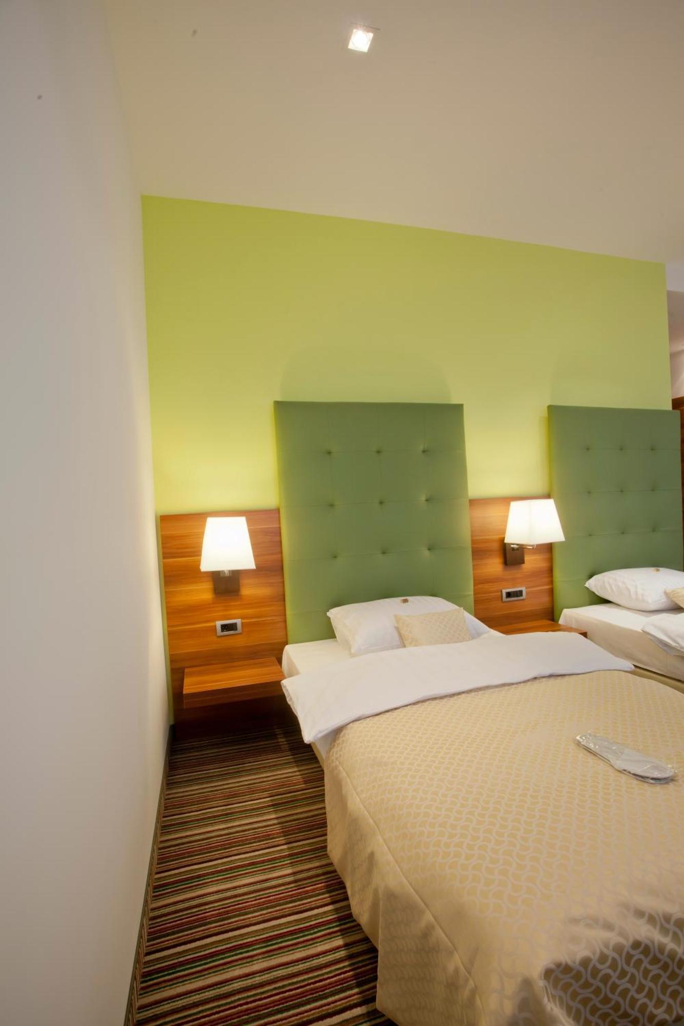 Hotel Sport Ivanić-Grad Eksteriør billede