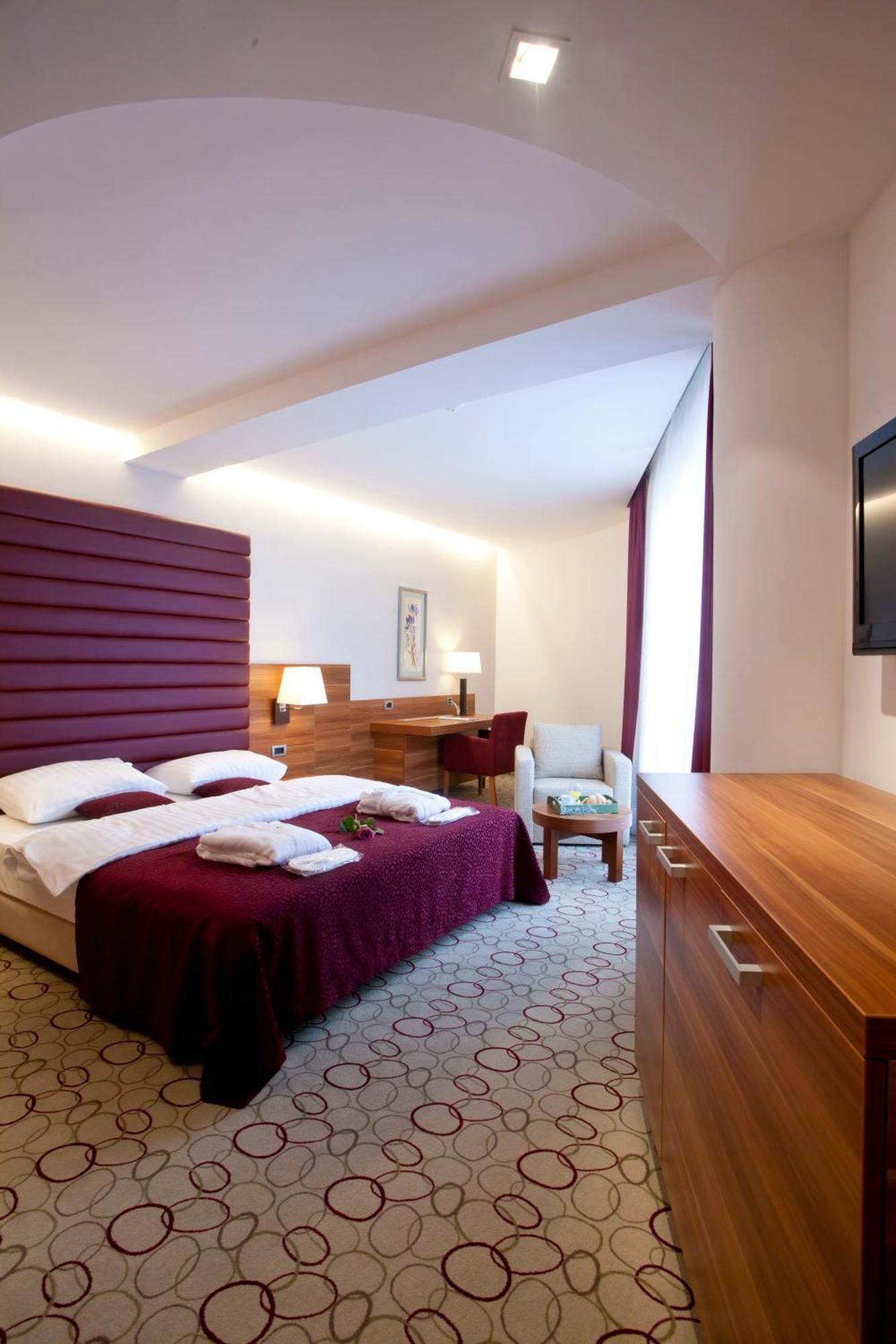 Hotel Sport Ivanić-Grad Eksteriør billede