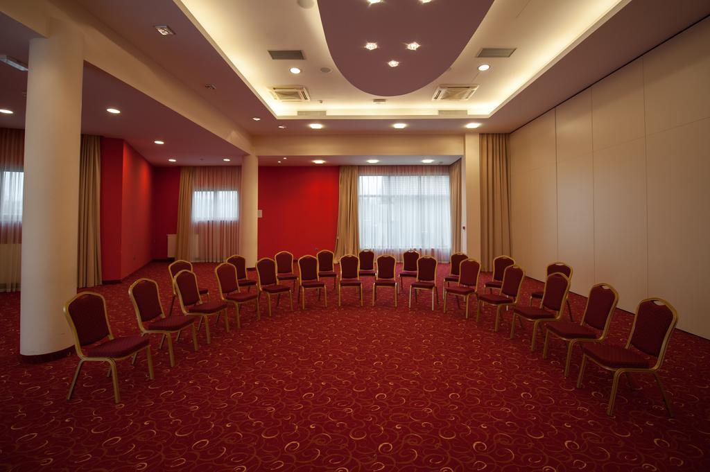 Hotel Sport Ivanić-Grad Eksteriør billede